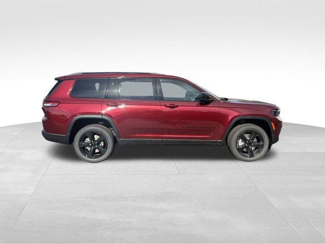 new 2025 Jeep Grand Cherokee L car, priced at $42,895