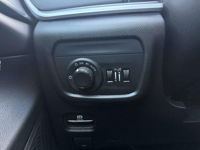 new 2025 Jeep Grand Cherokee L car, priced at $42,895