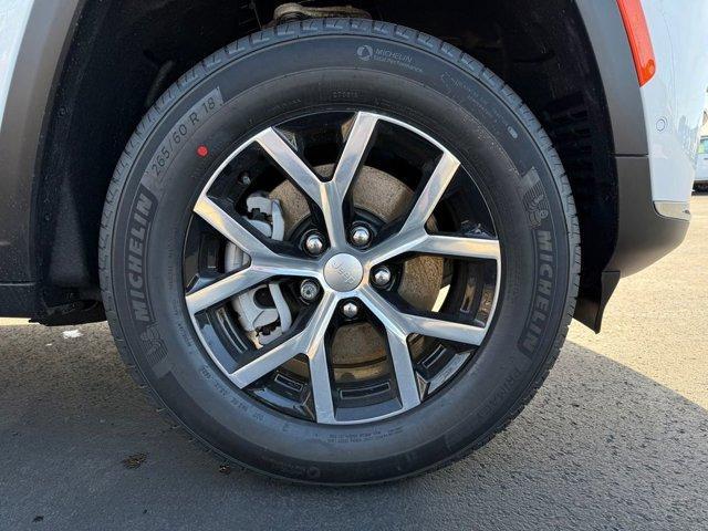 new 2025 Jeep Grand Cherokee L car, priced at $48,361