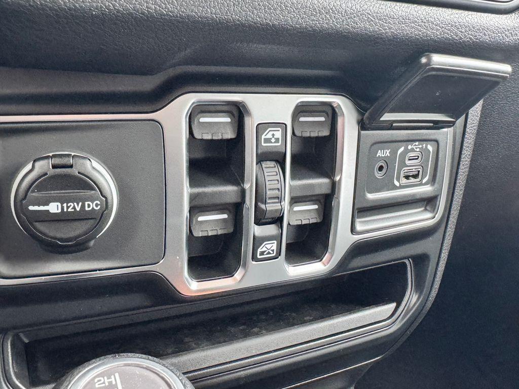 new 2026 Jeep Wrangler car, priced at $49,927