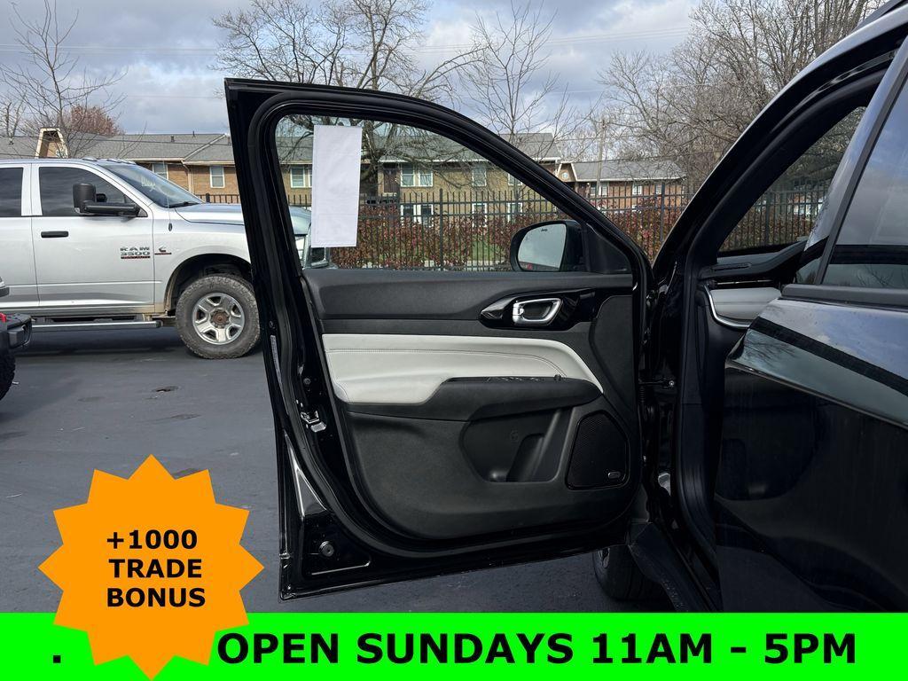 new 2026 Jeep Compass car, priced at $33,775