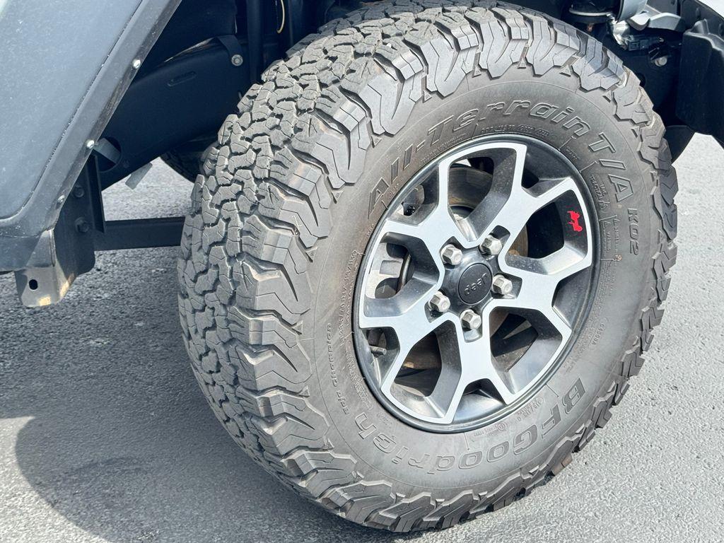 used 2022 Jeep Wrangler Unlimited car, priced at $35,407