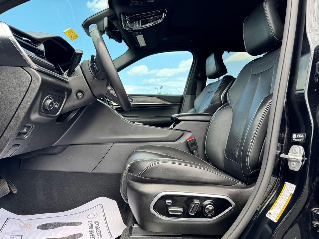 used 2023 Jeep Grand Cherokee car, priced at $38,396