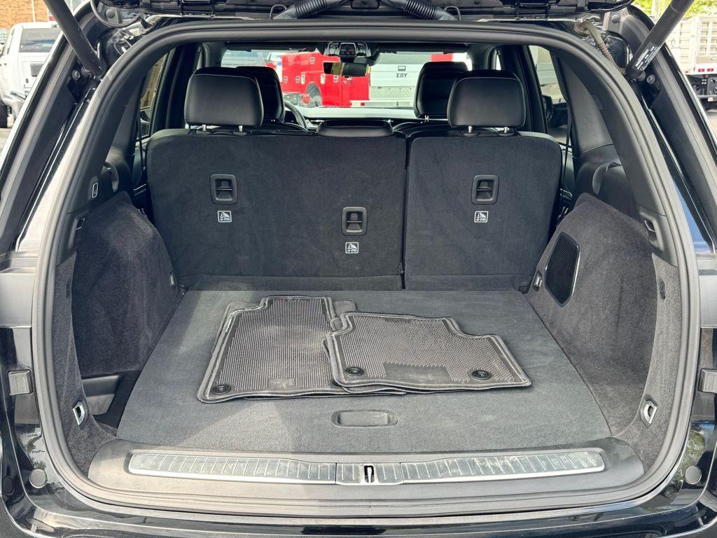 used 2023 Jeep Grand Cherokee car, priced at $38,396