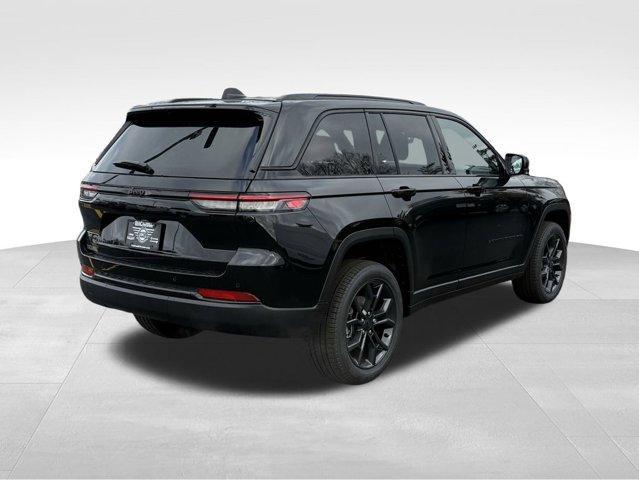 new 2025 Jeep Grand Cherokee car, priced at $45,899