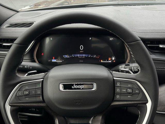 new 2025 Jeep Grand Cherokee car, priced at $45,899