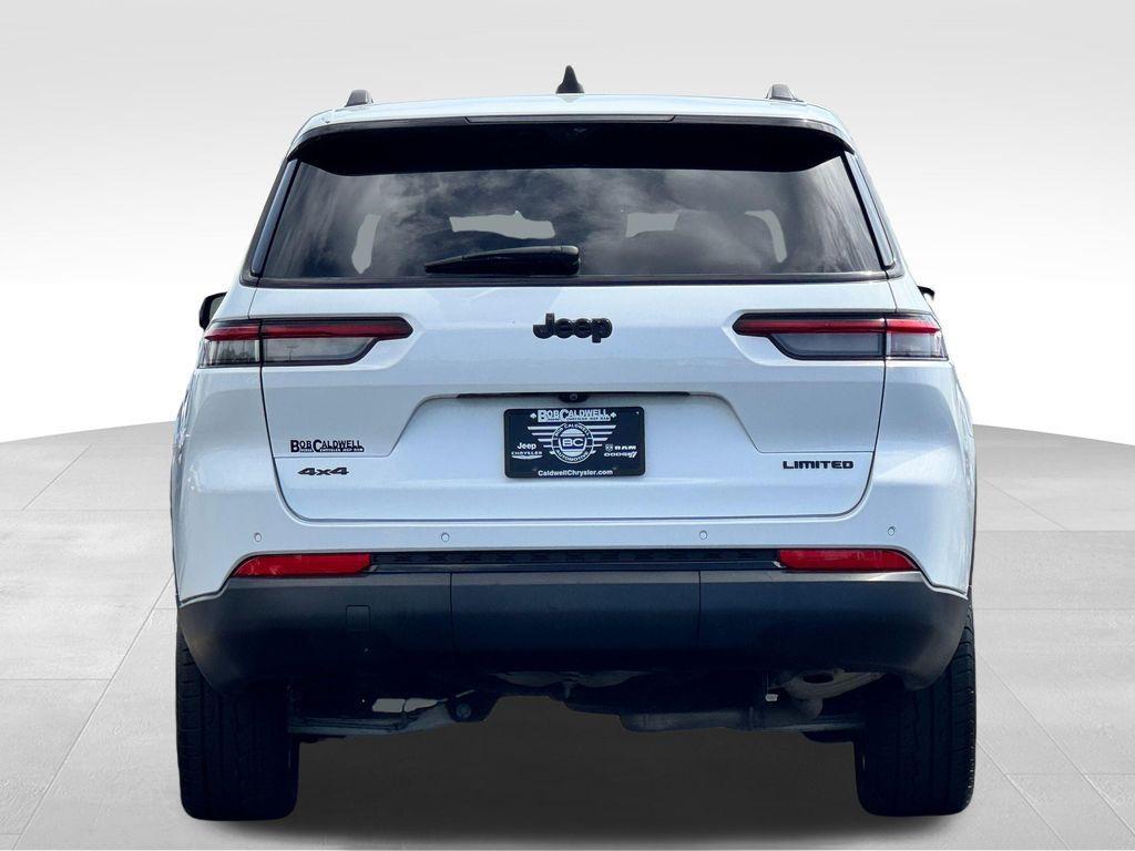 used 2024 Jeep Grand Cherokee L car, priced at $35,379