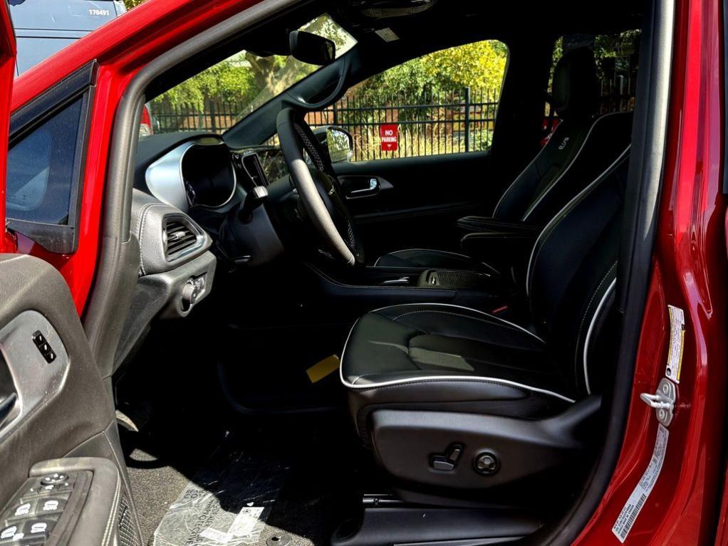 new 2026 Chrysler Pacifica car, priced at $48,640
