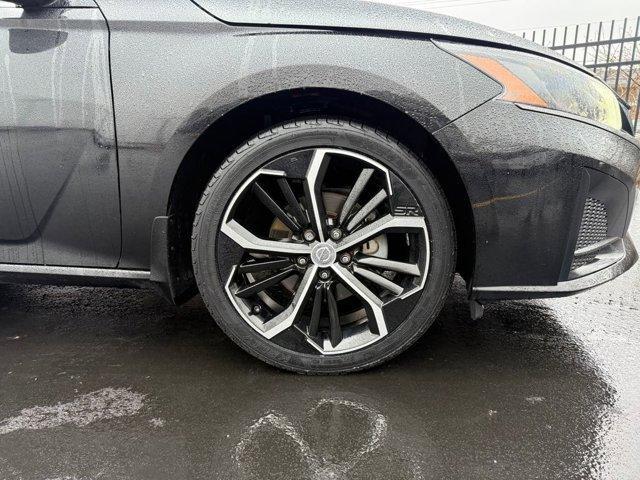 used 2023 Nissan Altima car, priced at $21,811