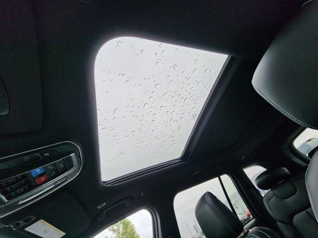 new 2025 Jeep Grand Cherokee car, priced at $46,374