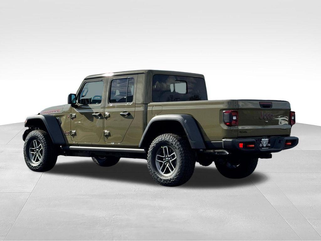 new 2026 Jeep Gladiator car, priced at $54,013