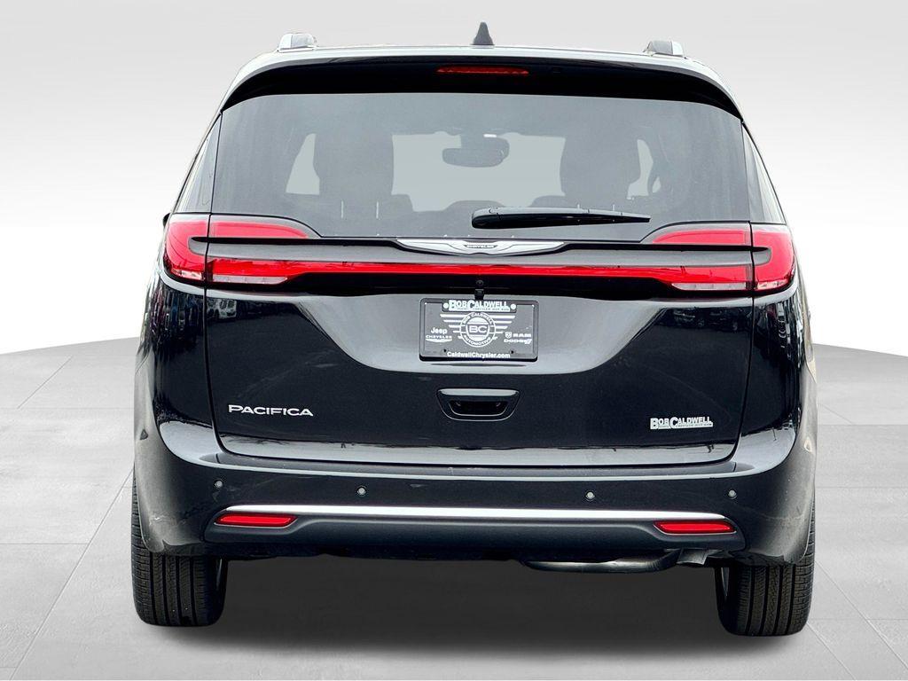 new 2026 Chrysler Pacifica car, priced at $50,896