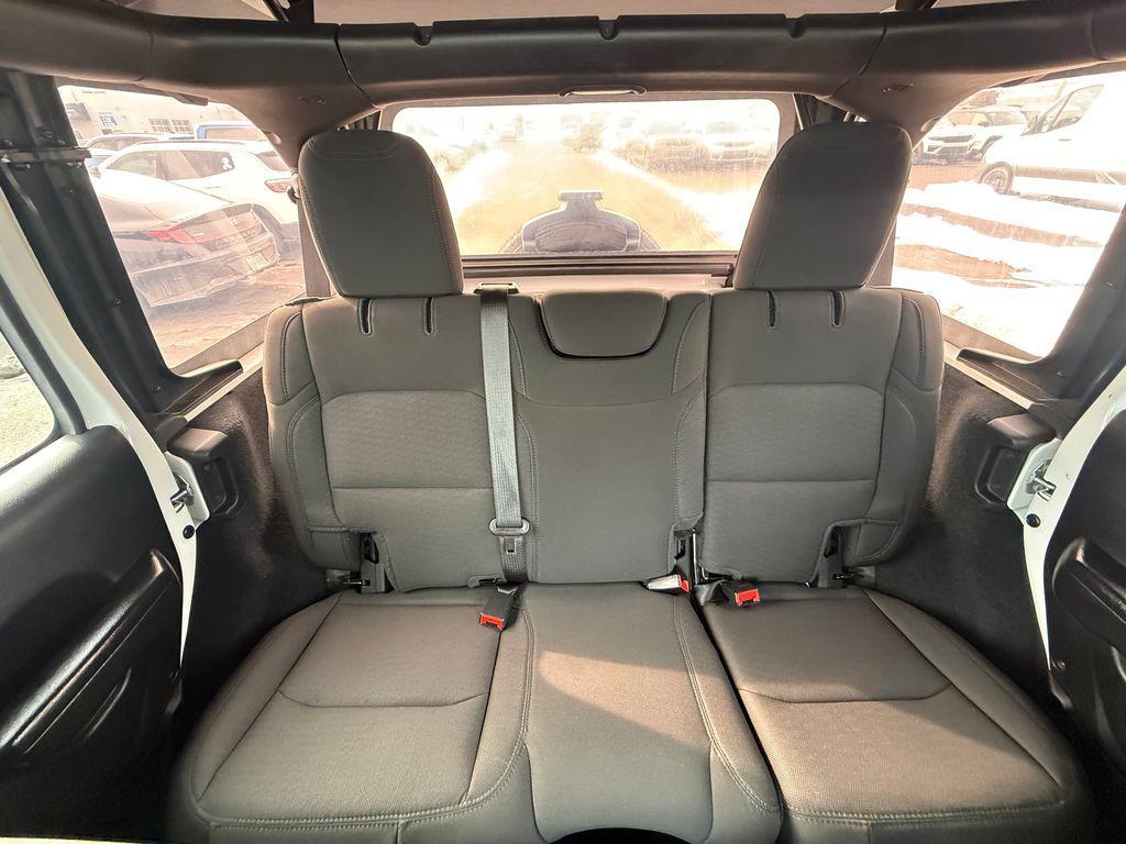 used 2021 Jeep Wrangler Unlimited car, priced at $27,022