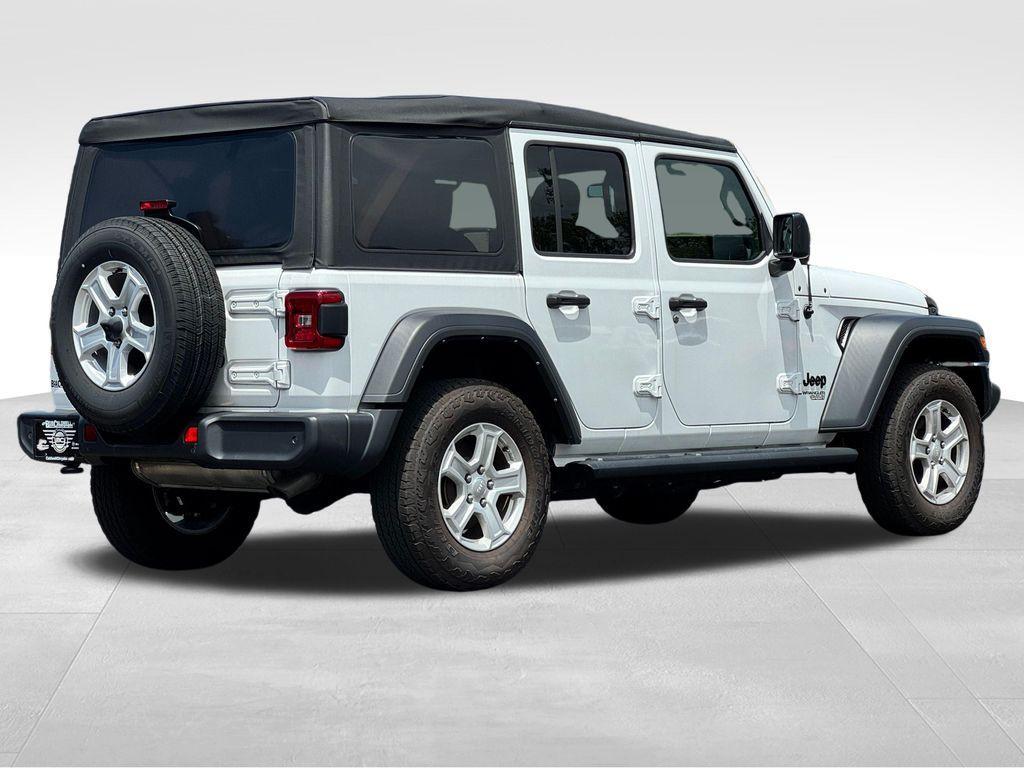 used 2021 Jeep Wrangler Unlimited car, priced at $25,351