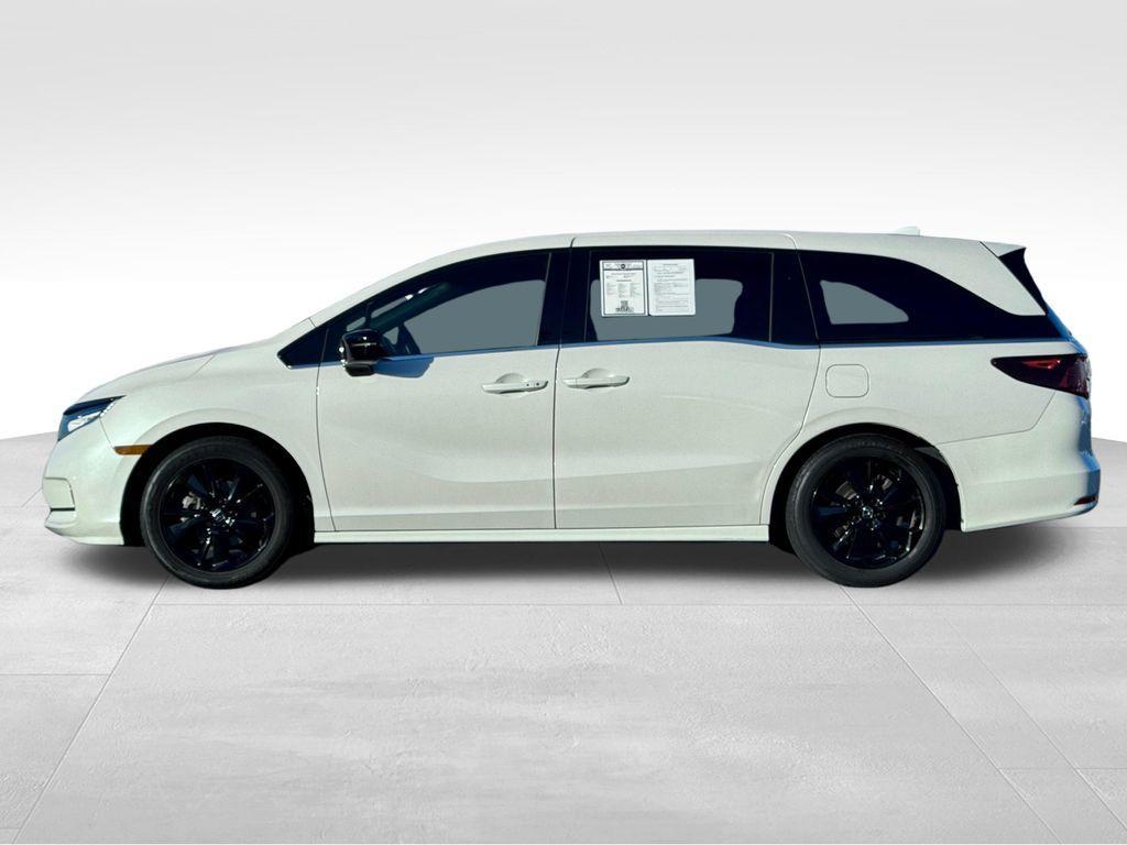 used 2023 Honda Odyssey car, priced at $34,107