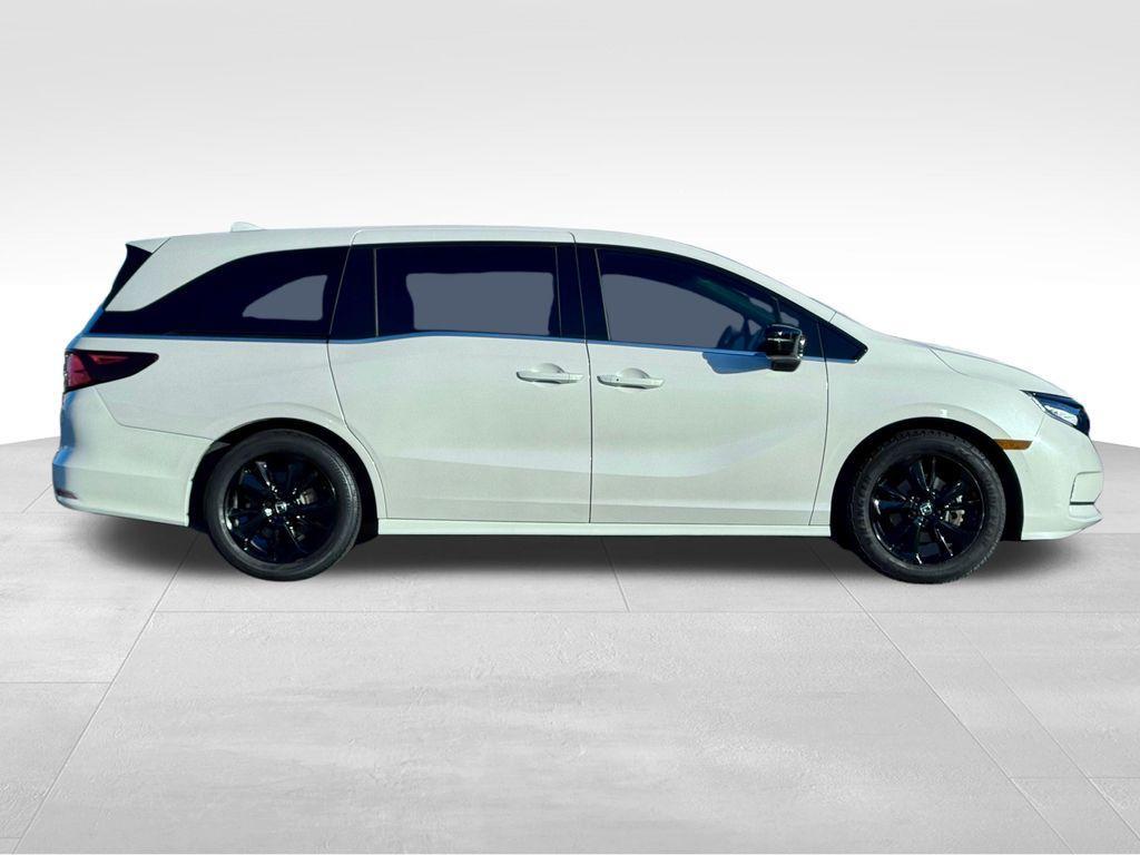 used 2023 Honda Odyssey car, priced at $34,107