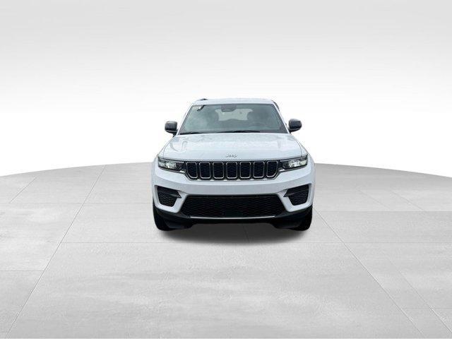 new 2025 Jeep Grand Cherokee car, priced at $36,464