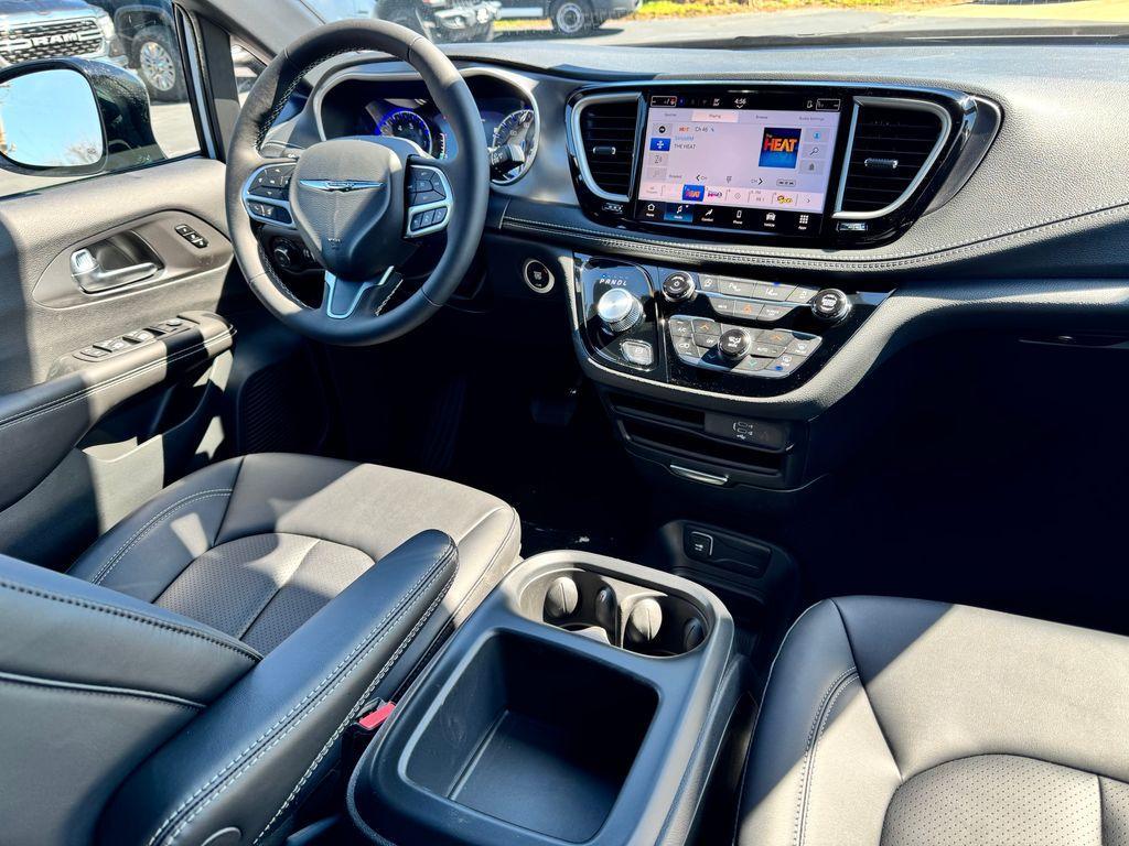 new 2026 Chrysler Pacifica car, priced at $44,231