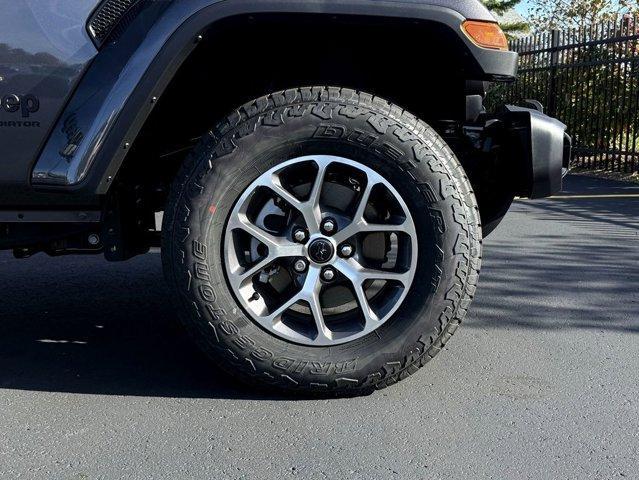 new 2026 Jeep Gladiator car, priced at $55,814