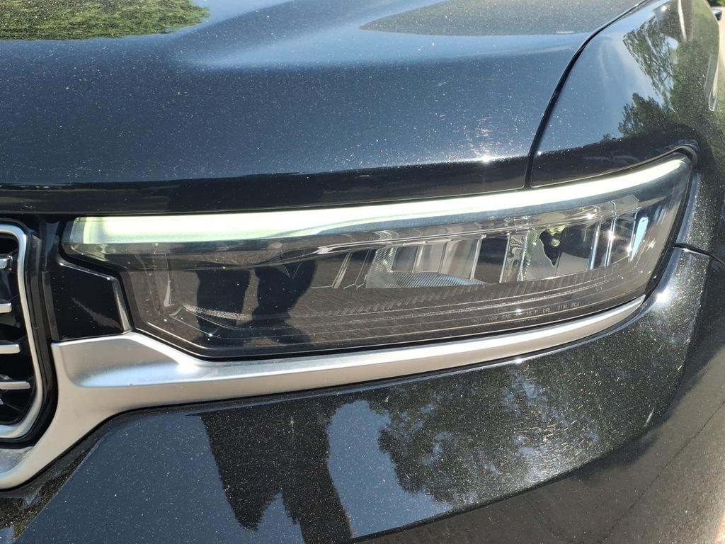 used 2022 Jeep Grand Cherokee car, priced at $39,593