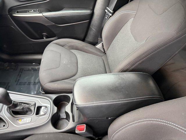 used 2019 Jeep Cherokee car, priced at $8,998