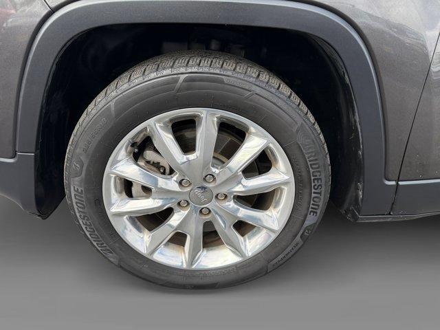 used 2014 Jeep Cherokee car, priced at $8,998