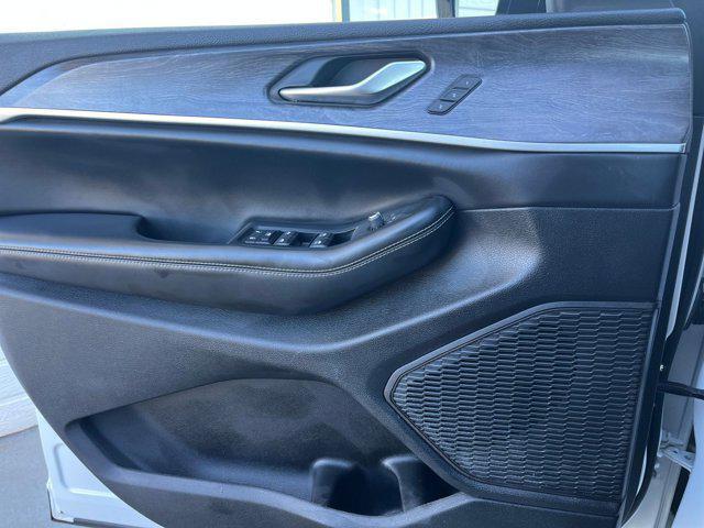 used 2023 Jeep Grand Cherokee L car, priced at $31,072