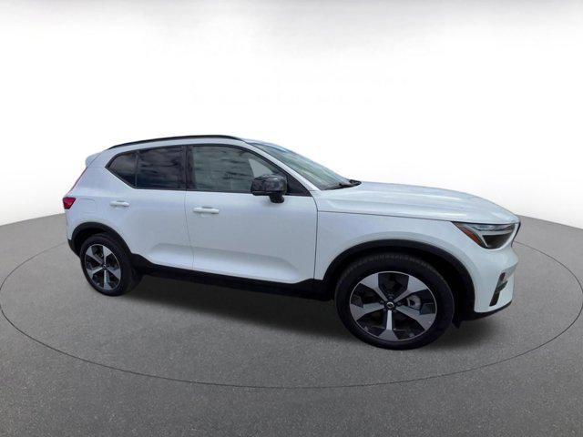 used 2024 Volvo XC40 car, priced at $27,378