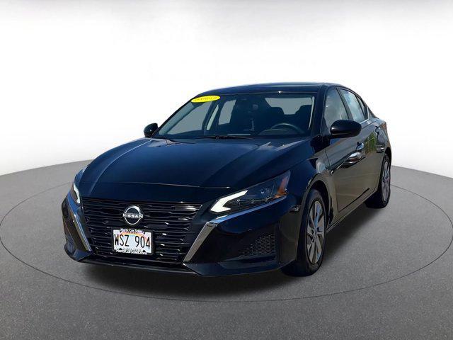 used 2023 Nissan Altima car, priced at $17,226