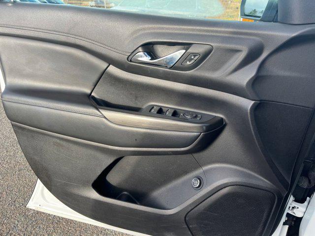 used 2023 GMC Acadia car, priced at $25,851