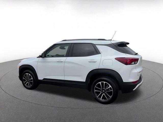 used 2025 Chevrolet TrailBlazer car, priced at $21,614