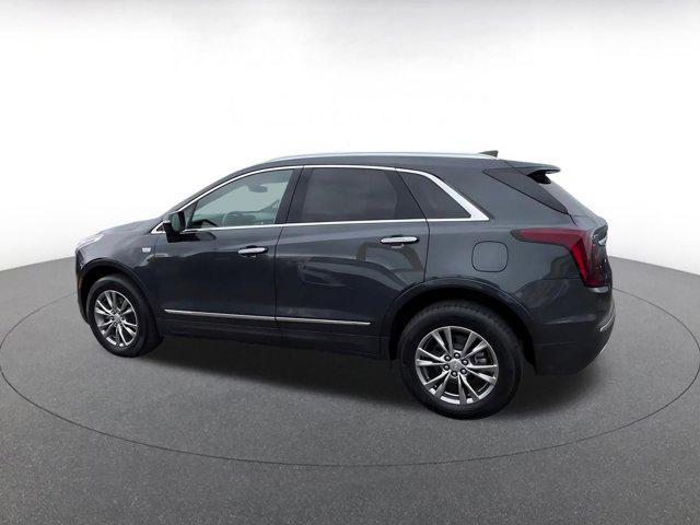 used 2023 Cadillac XT5 car, priced at $30,010