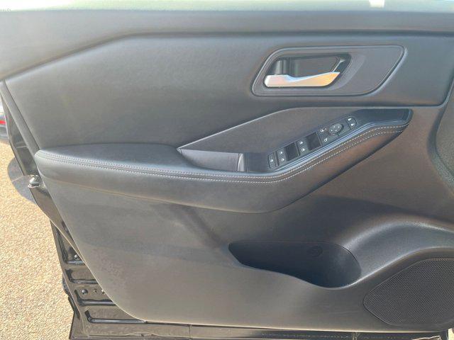 used 2025 Nissan Rogue car, priced at $25,198