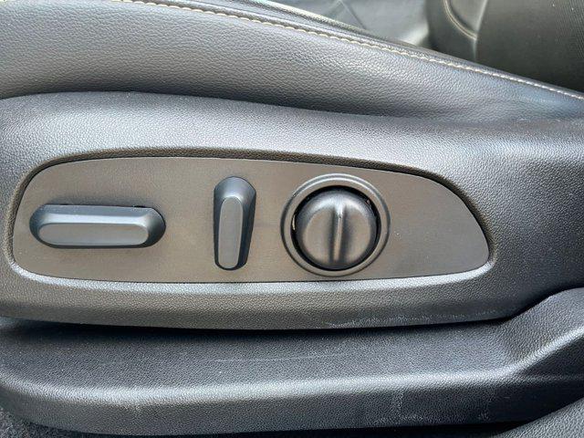 used 2023 GMC Acadia car, priced at $25,131