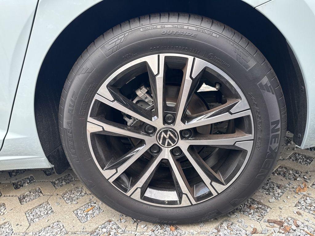 new 2025 Volkswagen Jetta car, priced at $26,076