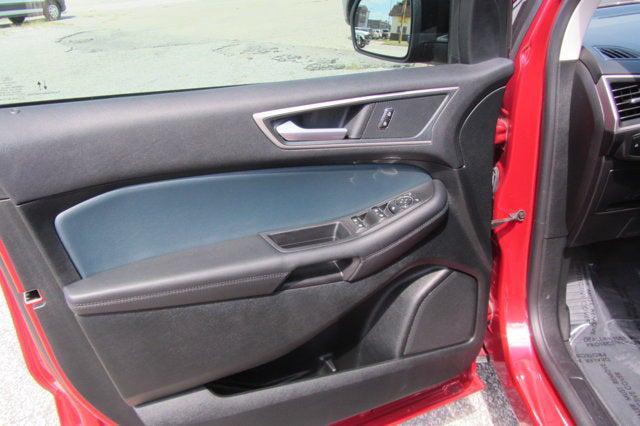 used 2024 Ford Edge car, priced at $36,450