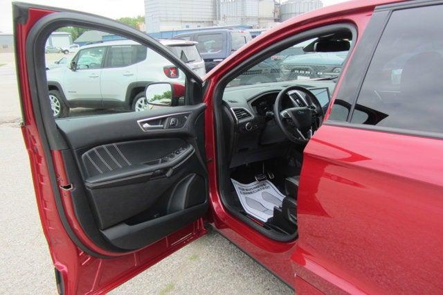 used 2023 Ford Edge car, priced at $37,650