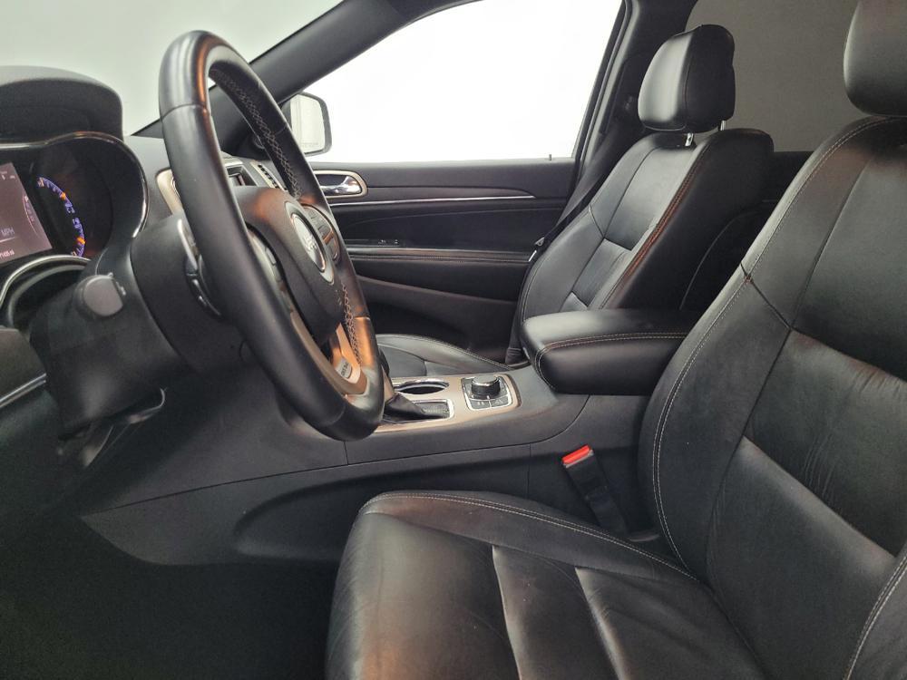 used 2016 Jeep Grand Cherokee car, priced at $19,595
