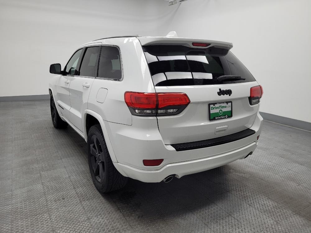 used 2015 Jeep Grand Cherokee car, priced at $15,595