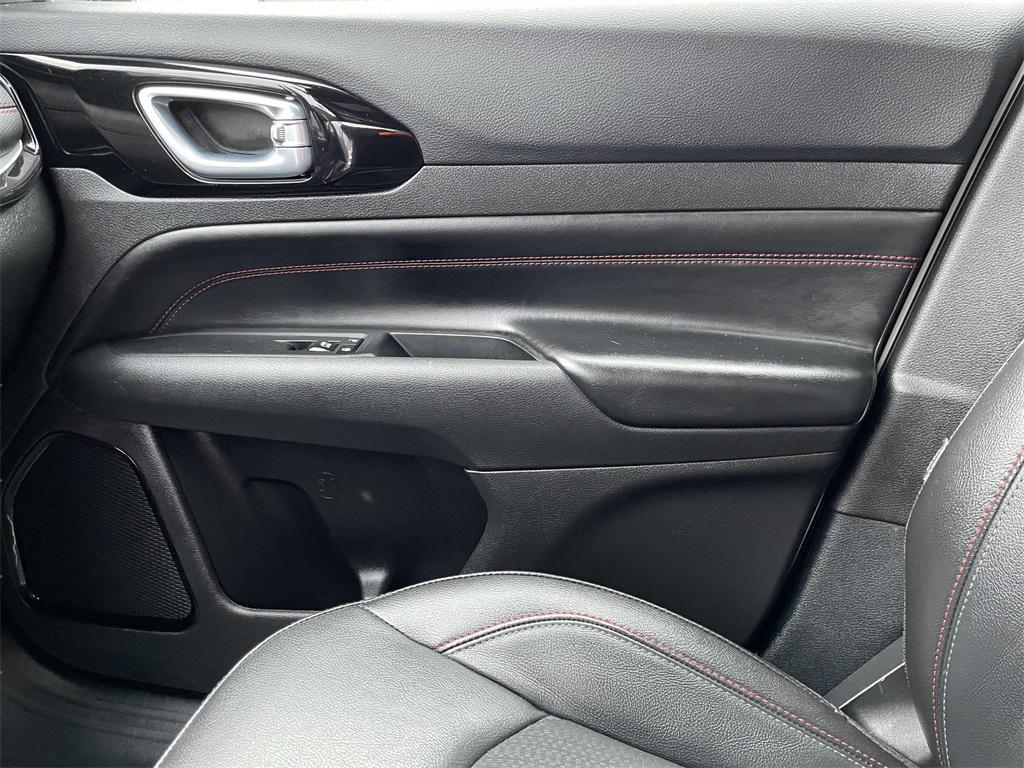 used 2024 Jeep Compass car, priced at $21,000