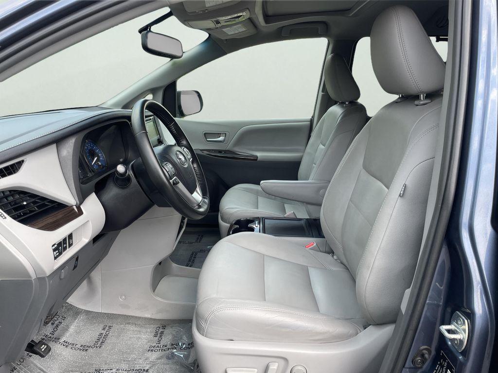 used 2015 Toyota Sienna car, priced at $16,595
