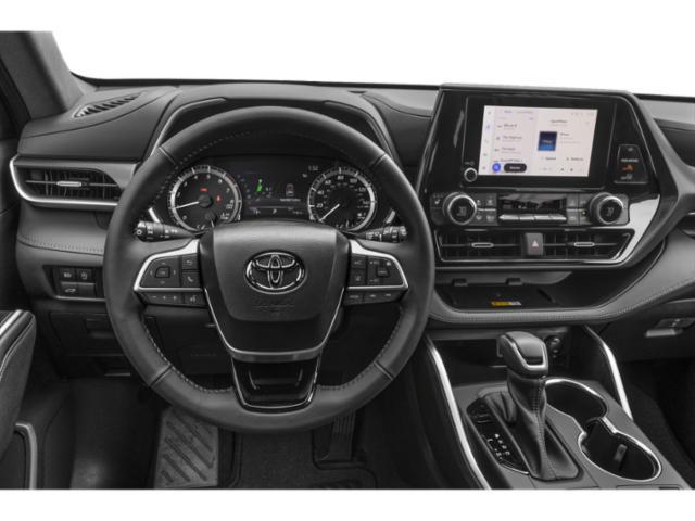 used 2025 Toyota Highlander car