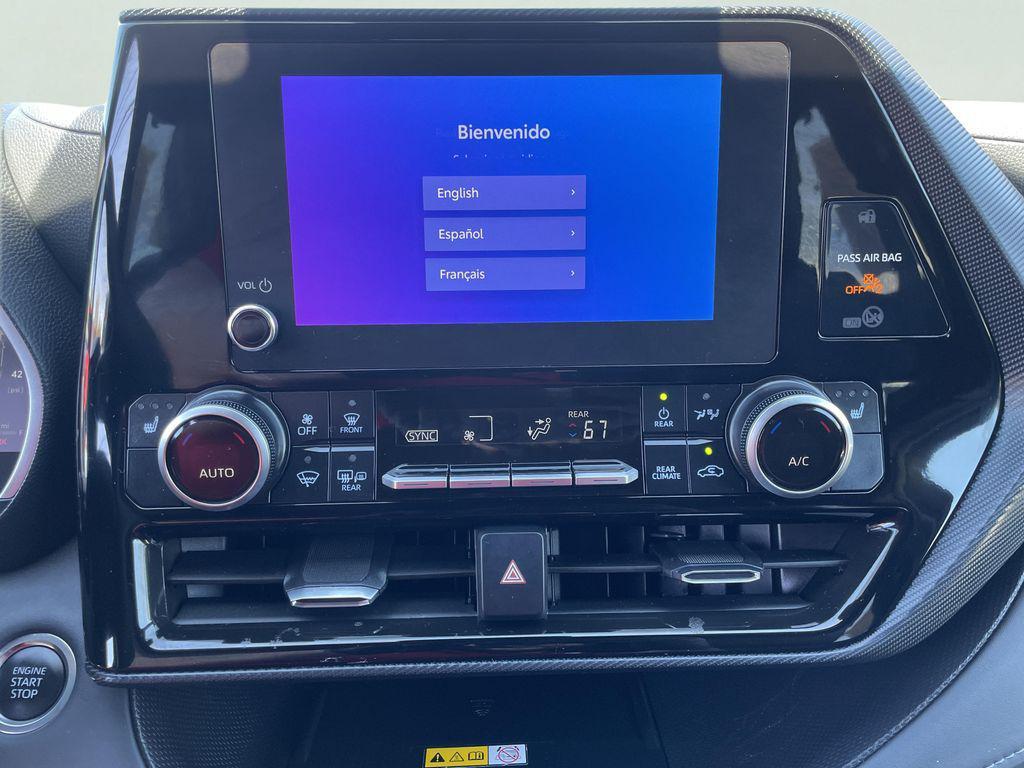 used 2025 Toyota Highlander car, priced at $46,390