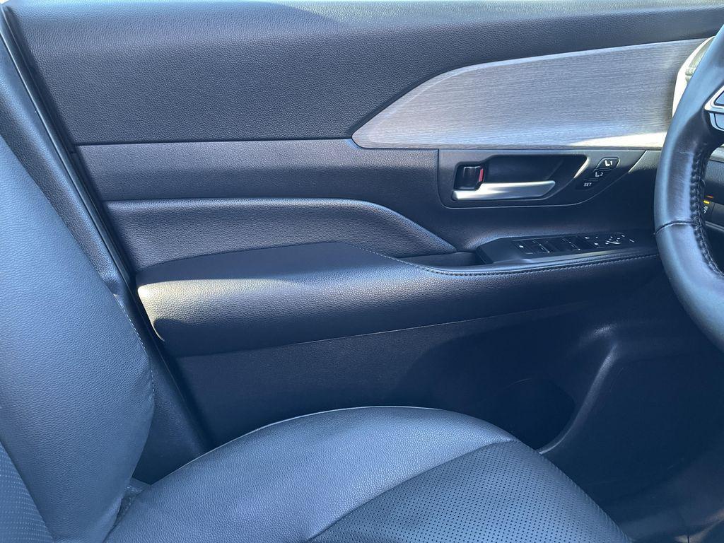 used 2024 Toyota Grand Highlander car, priced at $37,595