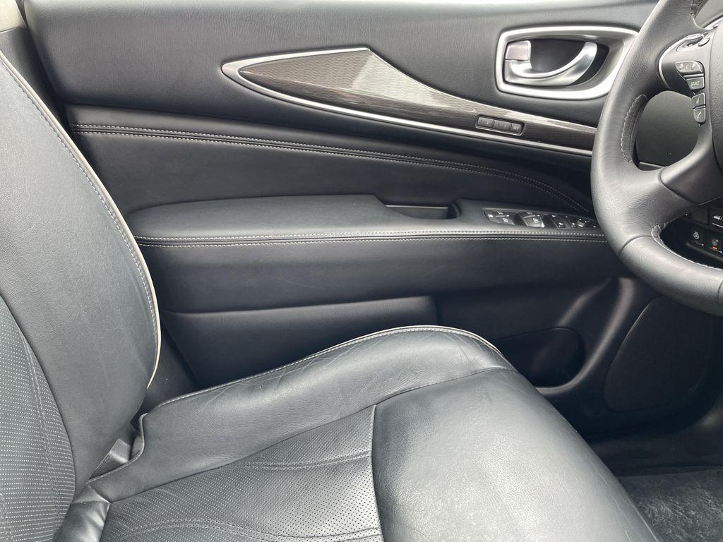 used 2019 INFINITI QX60 car, priced at $17,000