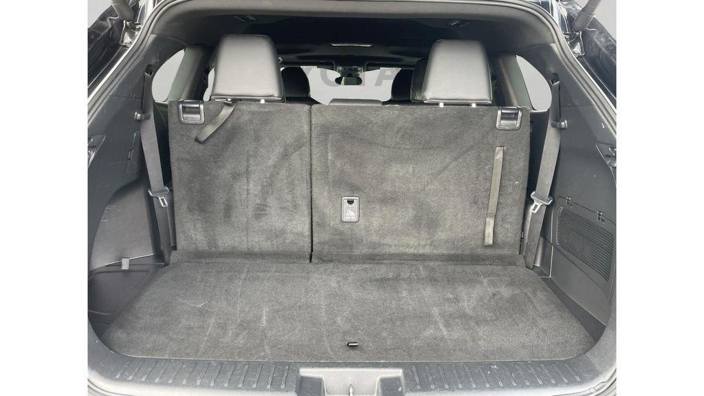 used 2025 Toyota Highlander car, priced at $46,390