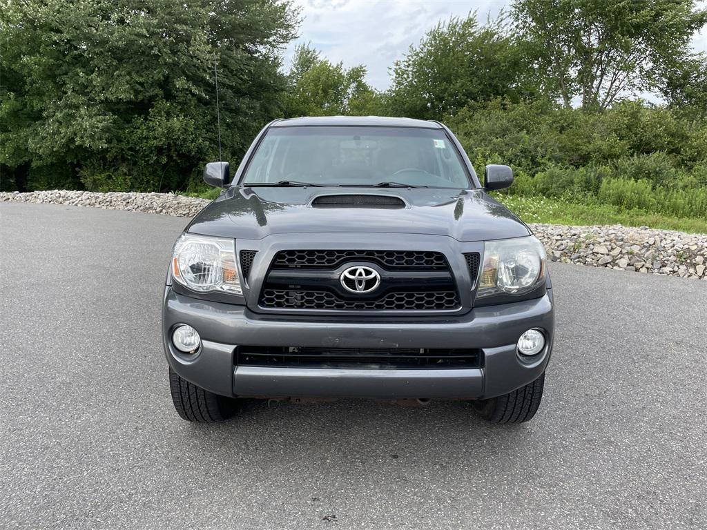 new 2011 Toyota Tacoma car