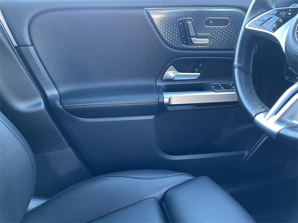 used 2024 Mercedes-Benz GLB 250 car, priced at $31,000