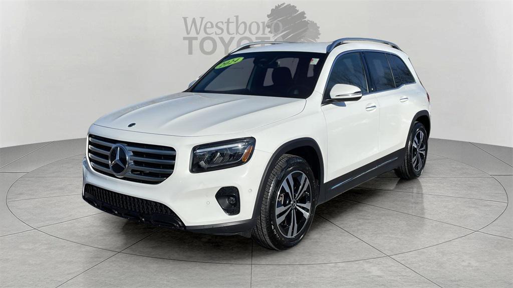 used 2024 Mercedes-Benz GLB 250 car, priced at $31,000
