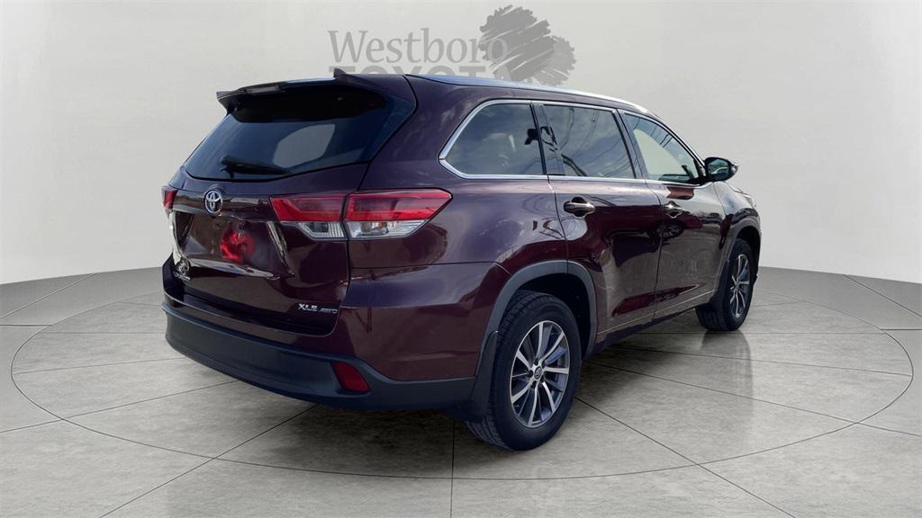 used 2018 Toyota Highlander car, priced at $14,000